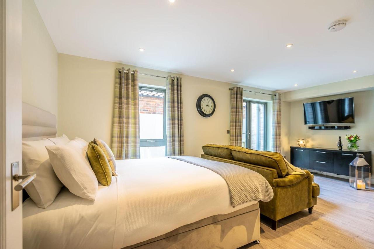 York Staycation With Free Parking Εξωτερικό φωτογραφία